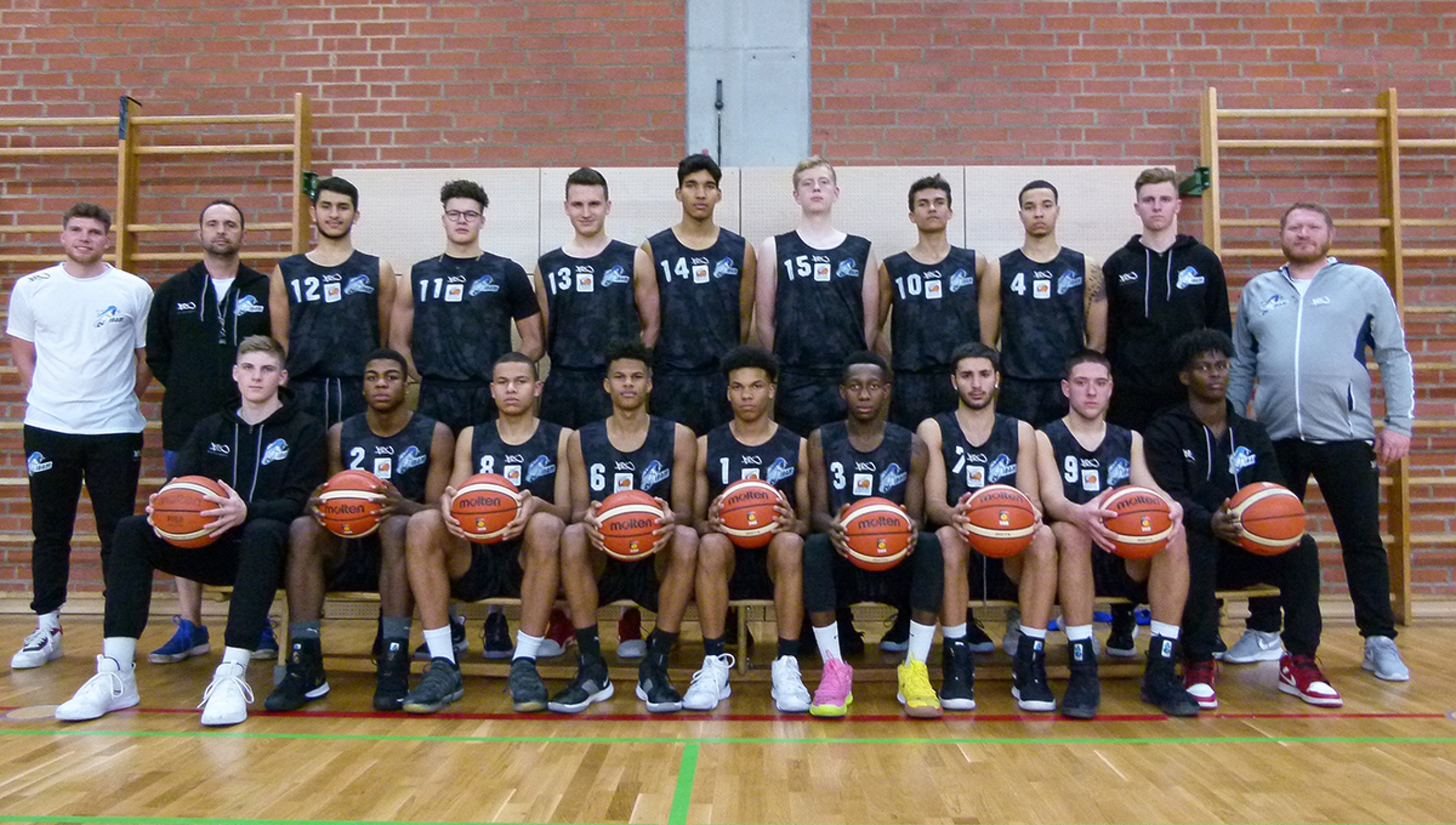 Mannschaftsfoto Internationale Basketball Akademie München