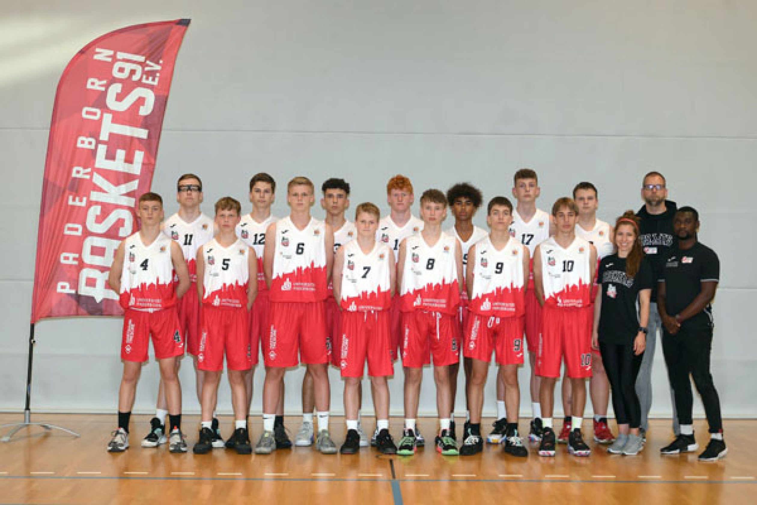 Mannschaftsfoto Uni Baskets Paderborn